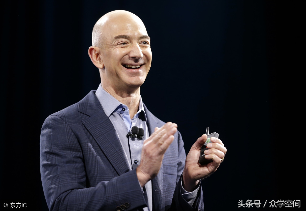 看亚马逊怎么玩转实体书店,亚马逊如何打败美国最大的书店