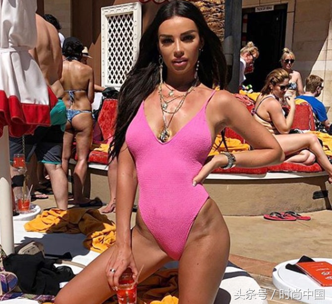 欧洲杯太太团美貌出圈,wags太太团