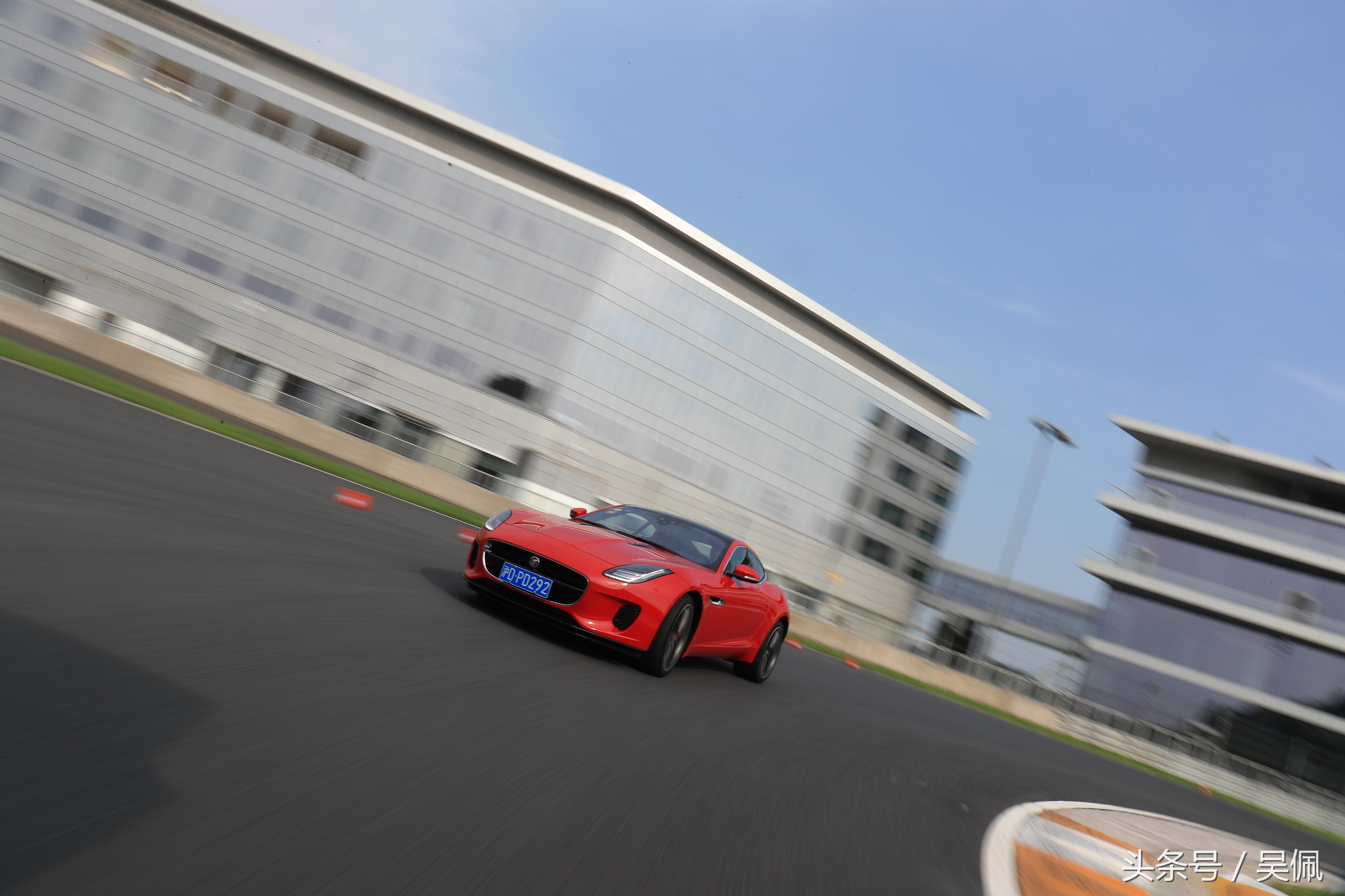 新捷豹f-type2.0t测评,赛道测试捷豹f-type2.0t