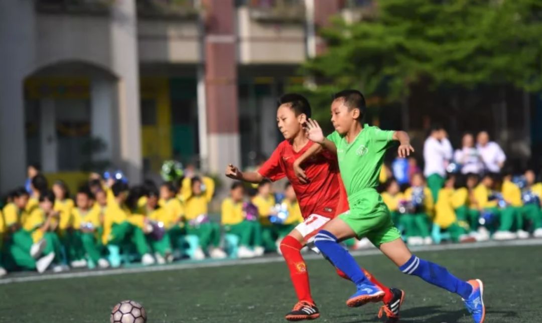 孩子免费学游泳,小学生免费学游泳哪里报名