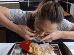 你的标语T恤，可能正在承包别人整个夏天的笑点