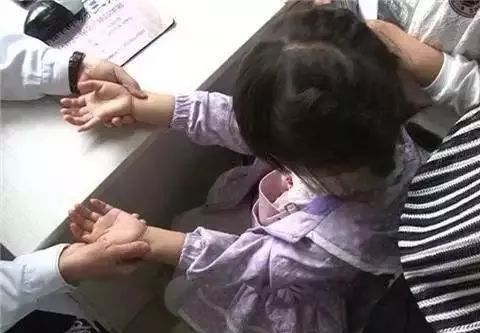 青春期乳房出血,青春期乳房出血咋回事