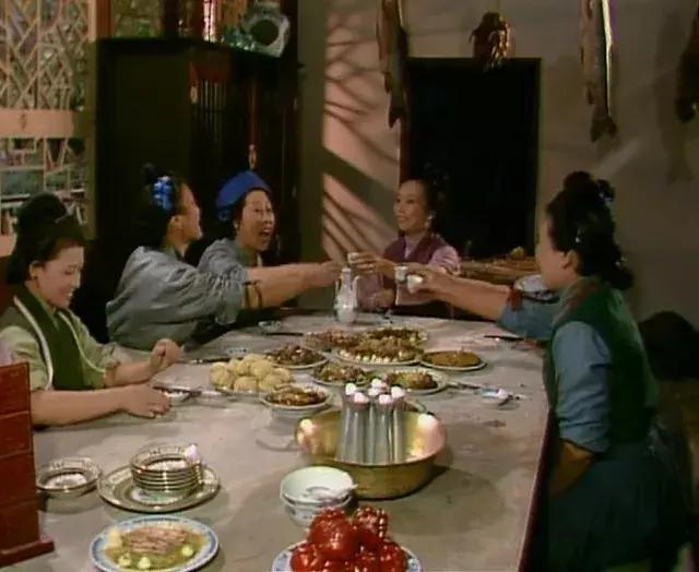 荣国府的衰败,荣国府内部讲解