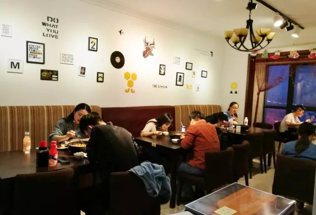 开店5年满5星好评，李家村这家私房焖锅，不服不行！