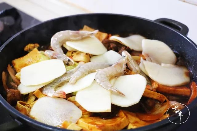 开店5年满5星好评，李家村这家私房焖锅，不服不行！