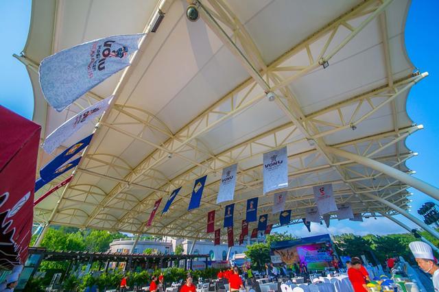 开启足球狂欢斐济啤酒为你带来尽爽盛夏