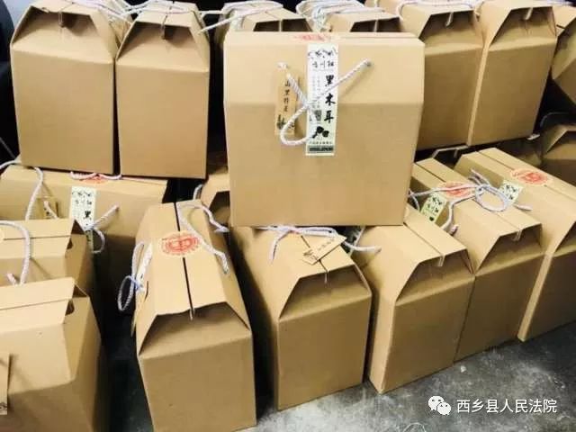助力脱贫攻坚，鸳鸯池优质高山吊袋木耳等您品尝