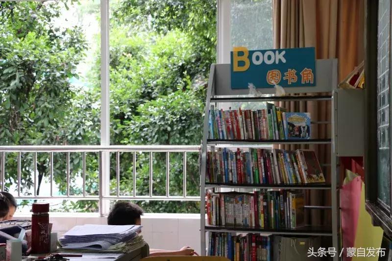 这两个女孩……万万没想到啊！