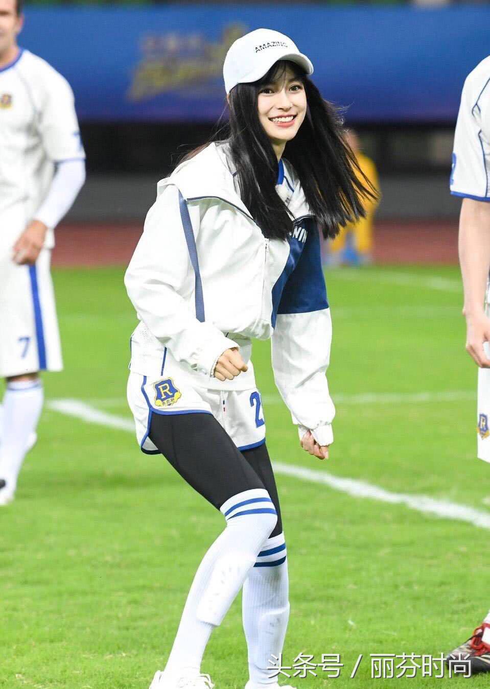 杨颖关晓彤身材,杨颖与关晓彤谁漂亮