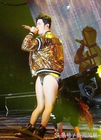 让人爆笑的错位图片,明星搞笑错位图绝对让你一脸懵逼