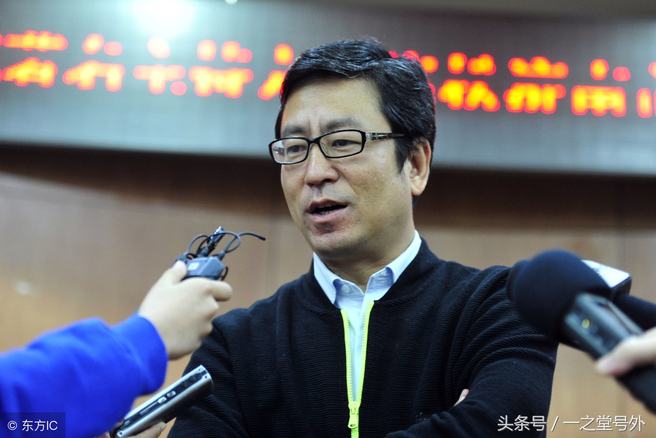 关于蹴鞠的前世今生板报图文,追溯蹴鞠历史