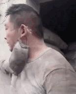 当你撑不下去的时候，就听听这5首歌