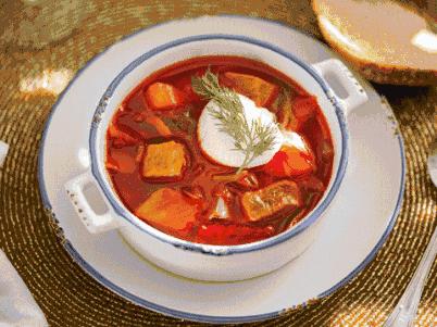 伏尔加格勒:黑鱼子酱里与俄国式忧愁