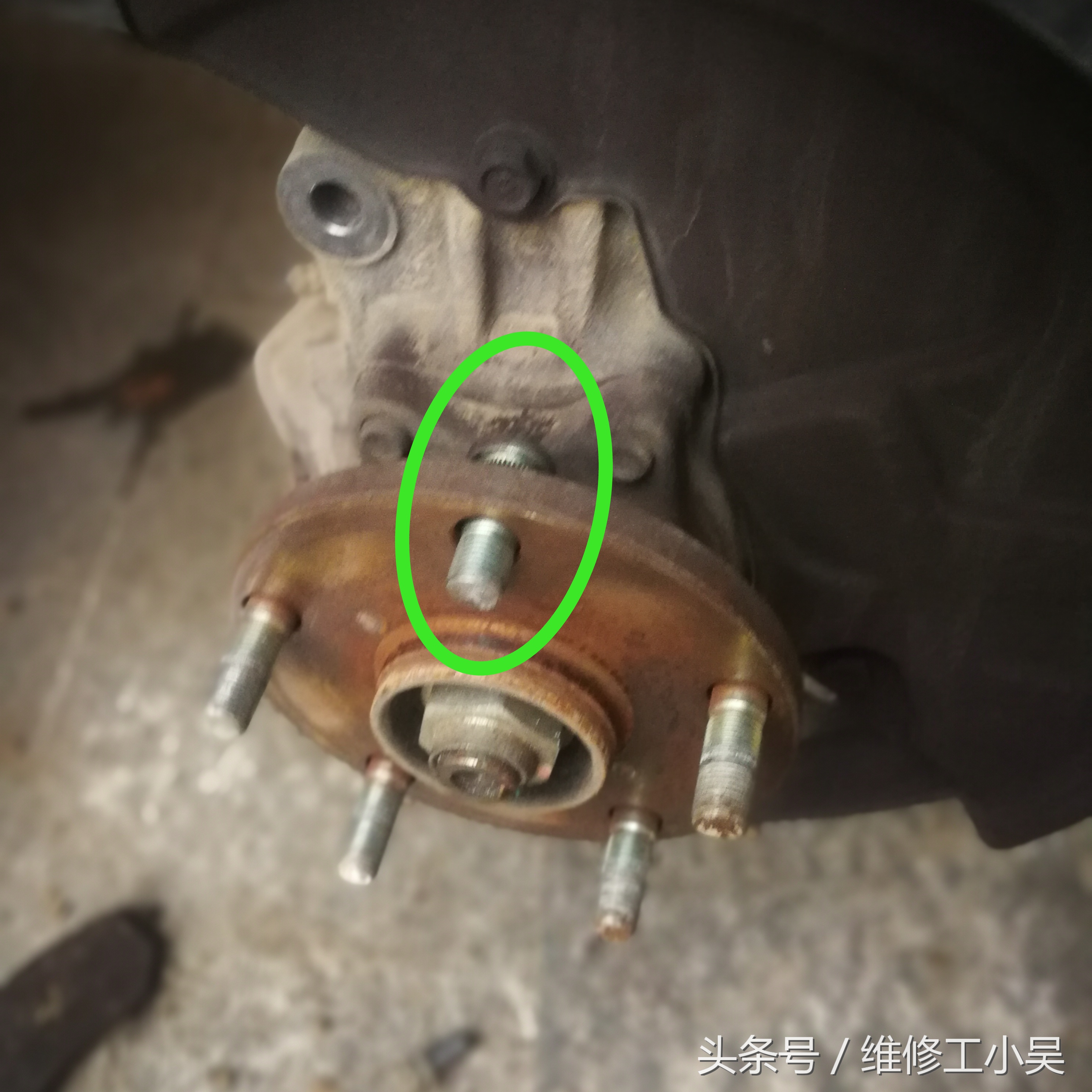 斯巴鲁轮胎螺丝为什么拧断,斯巴鲁拧轮胎螺丝