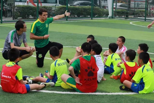 你一球我一球，国足未来有新秀！——助力足球梦想种子浙里发芽