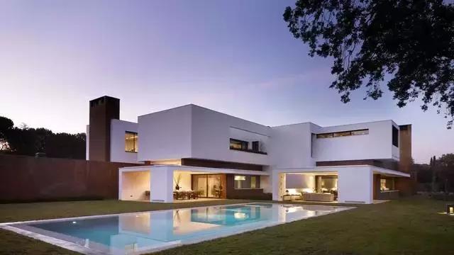 足球史上十大豪宅,身价10亿级的足球巨星豪宅