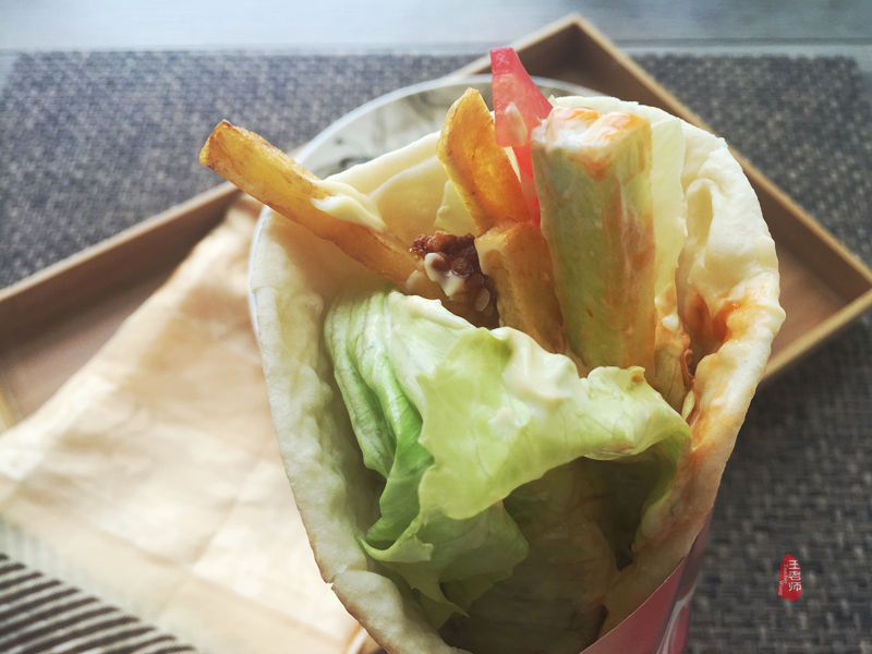 舌尖上的美食土耳其烤肉卷饼,土耳其肉卷饼正宗做法