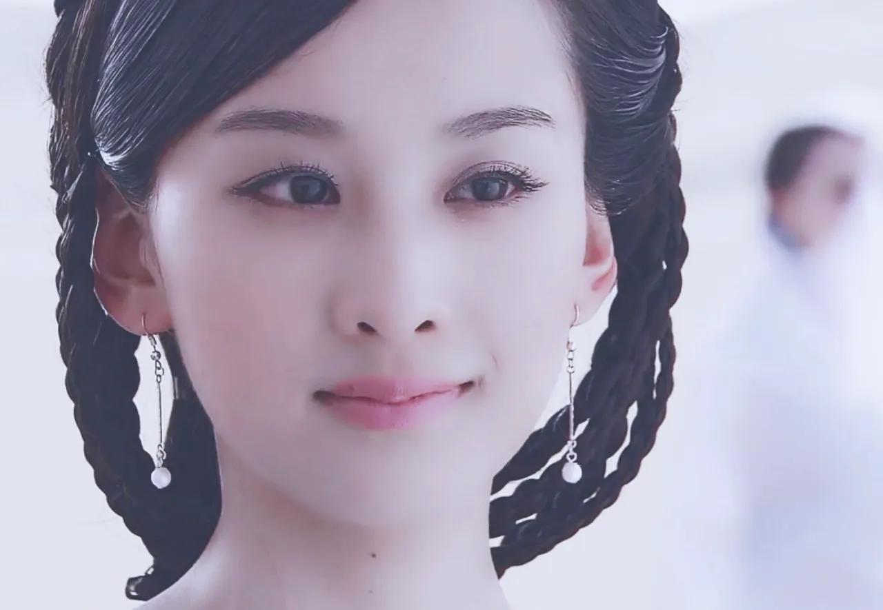 厚刘海遮挡脸型,厚刘海遮住眼睛