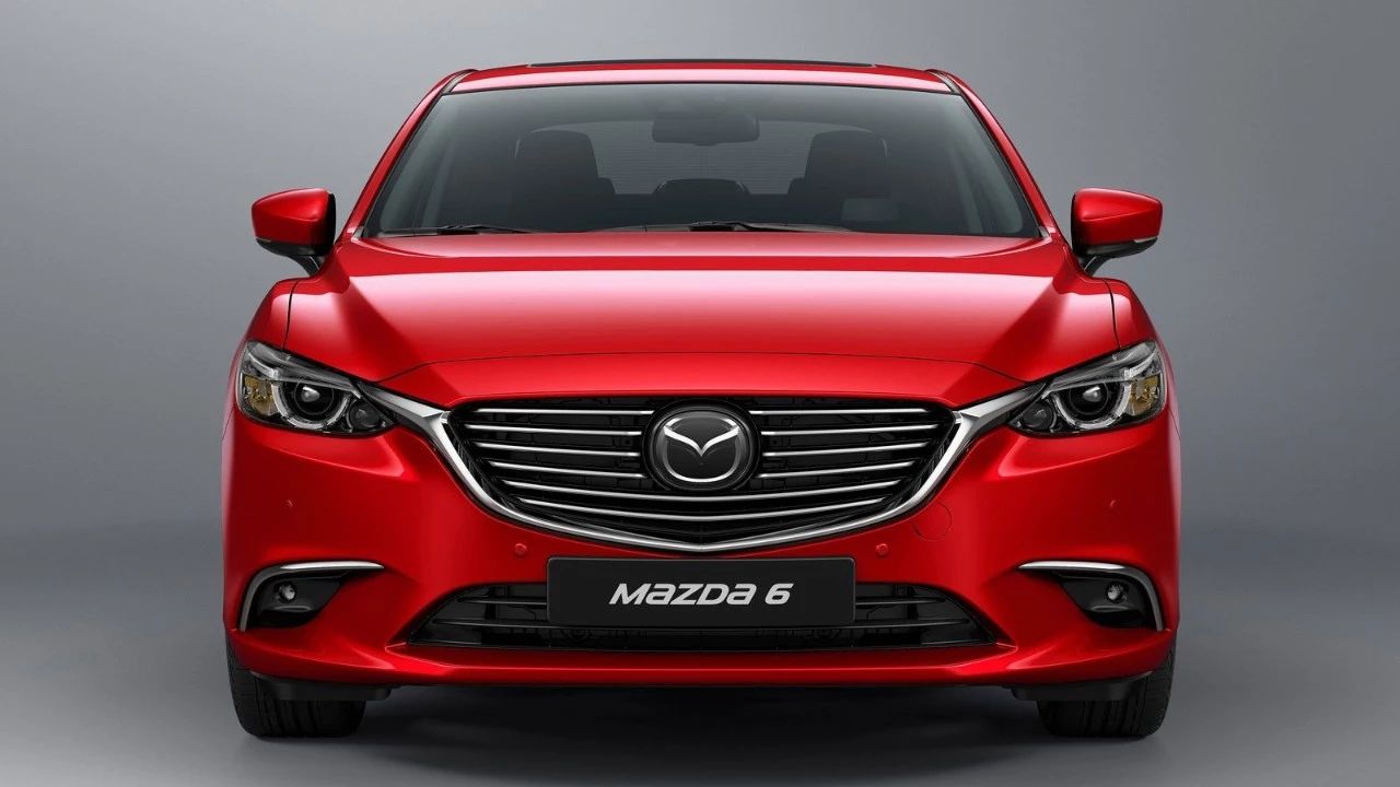 全新本田雅阁对比阿特兹！20万运动中型车该如何选择？