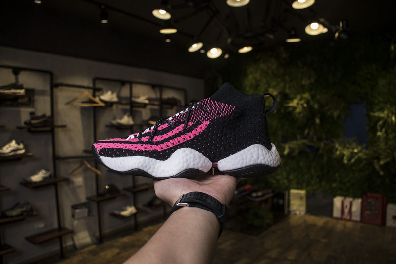 濡備綍浠庢娲叉澂鎵嬮噷澶哄洖鐢峰弸,涓栫晫鏉浣曡涪瓒崇悆