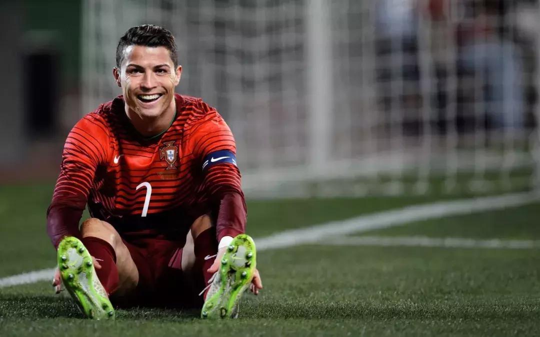 c罗一天赚多少人民币,c罗一天能赚多少钱