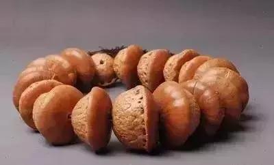 戴什么手串对男人身体好,男士戴小凤眼手串的好处