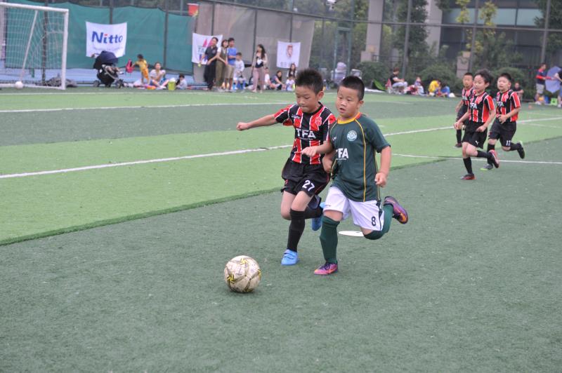 参加足球赛家长有什么好意见,参加足球比赛家长的感悟