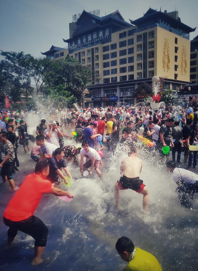 强迫症需要花费多少钱,强迫症治疗一年需要多少钱