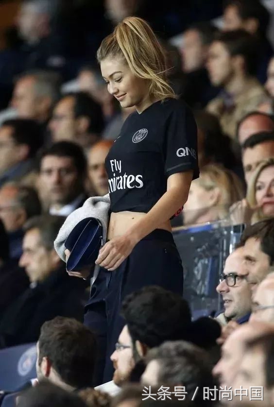 世界杯期间穿搭,世界杯足球穿搭