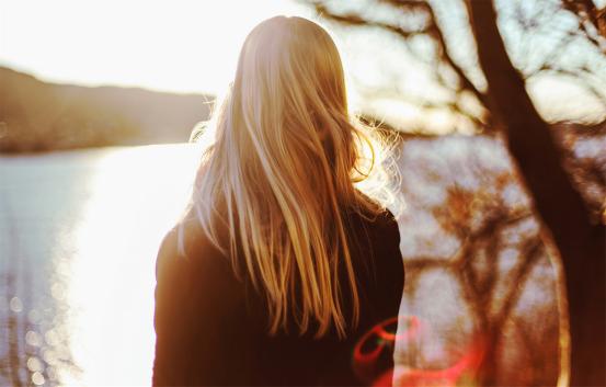 玉楼春晏殊绿杨芳草长亭路拼音版 (绿杨芳草长亭路下一句是什么)