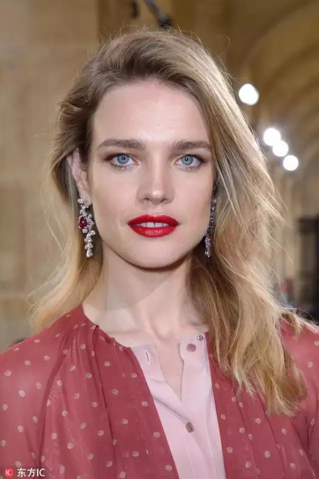 不想化妆女明星,不想化妆的时候就美颜