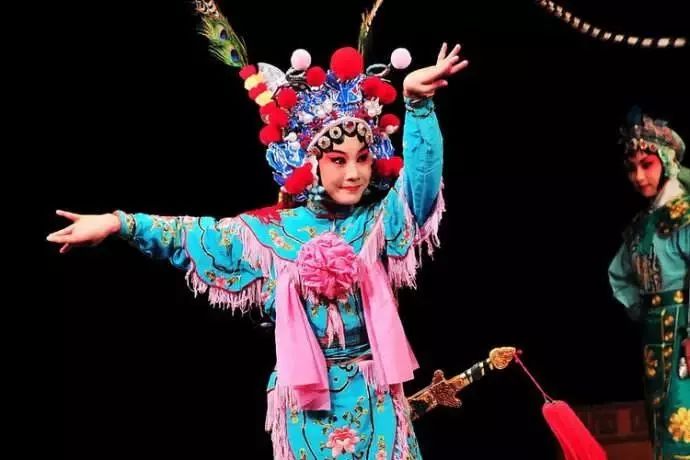 青白江铁路港开行蓉欧快铁多少列,成都中欧班列蓉欧快铁开通量