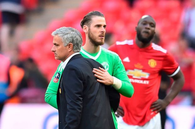 曼联与费莱尼续约了吗,曼联官宣与费莱尼续约2年