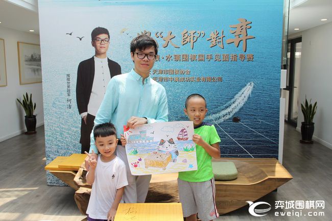 柯洁与韩升周比赛讲解,国手柯洁最新比赛