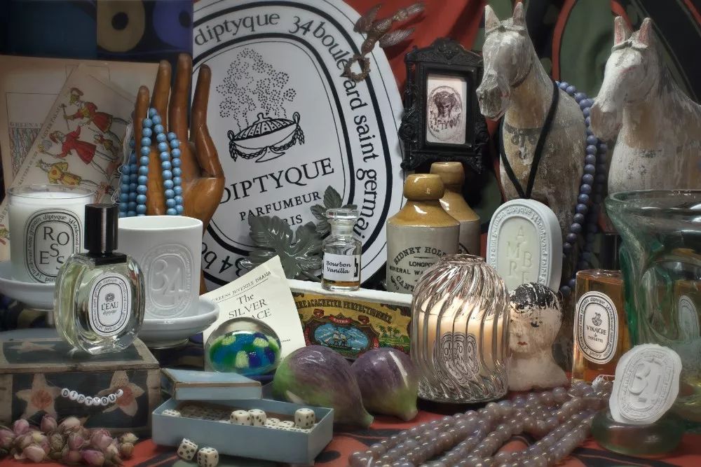 为什么法国女人更优雅,为什么法国牌子那么贵