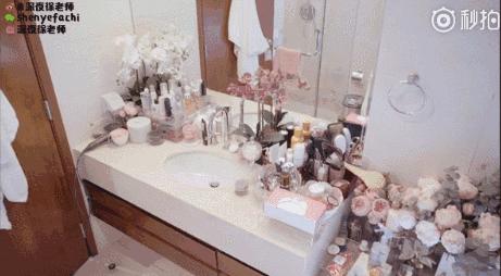 张辛苑用的化妆品,张辛苑化妆台图片