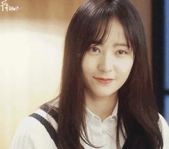 杨幂的刘海发际线,杨幂隐藏发际线的刘海