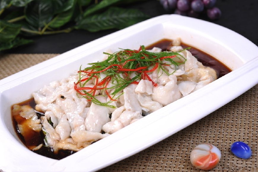 饭店的鱼片为什么那么滑,为什么饭店的鱼片腌得不易烂