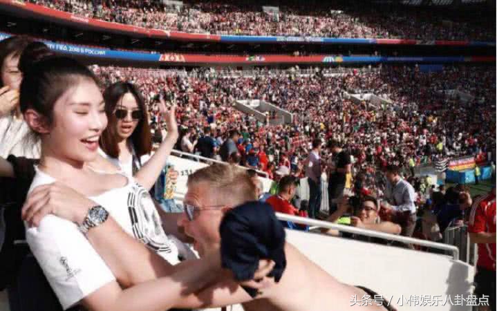 徐冬冬世界杯高清图片,徐冬冬穿世界杯队服