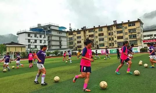 留坝县足球基地,留坝县小山沟足球