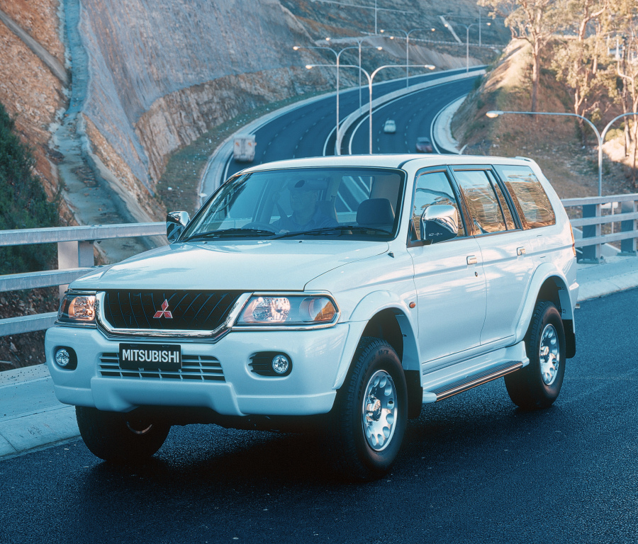 新三菱帕杰罗Sport曝光,帕杰罗和帕杰罗sport哪个好