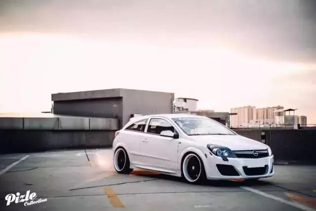 娆у疂astra闆湴,娆у疂opelastracaravan