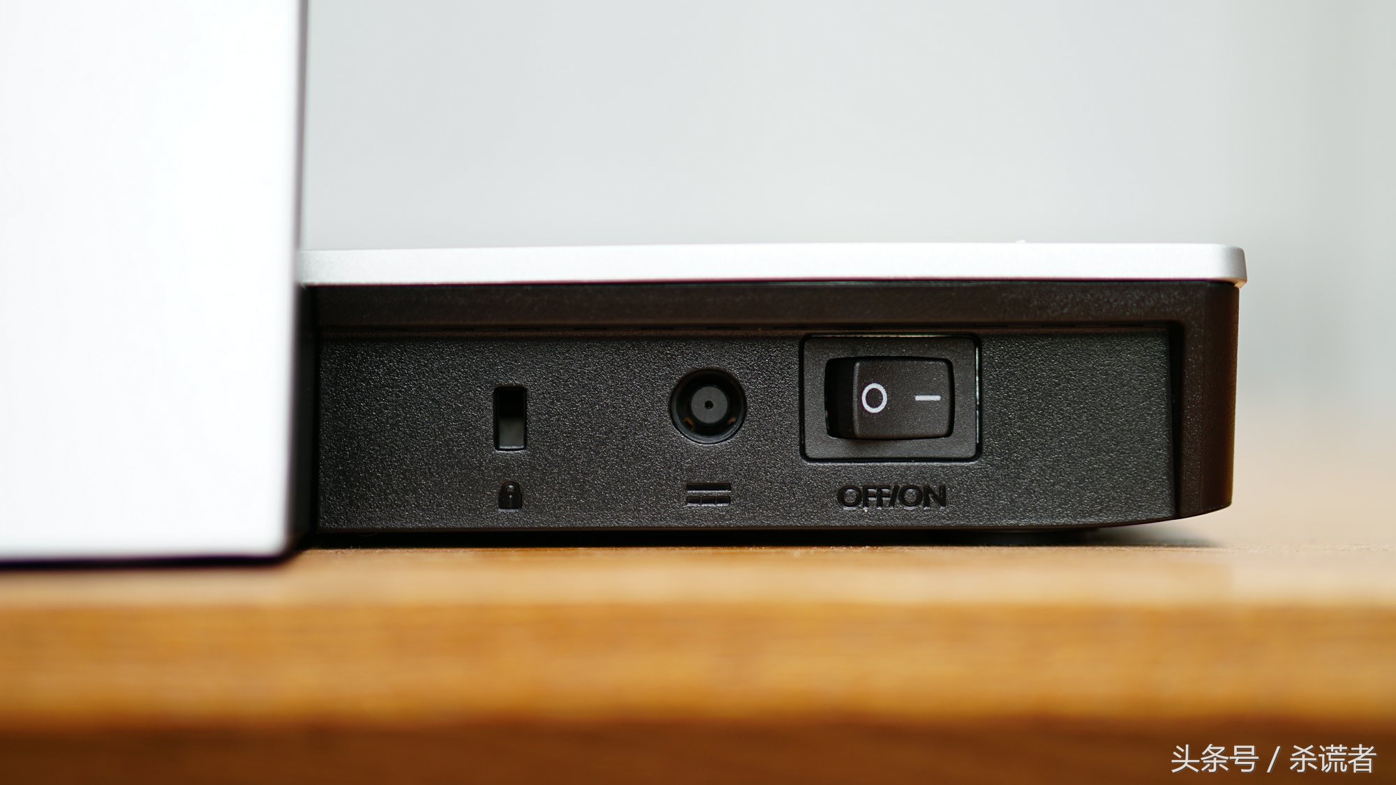 明基pd3220u专业显示器体验,明基PD2706U设计显示器