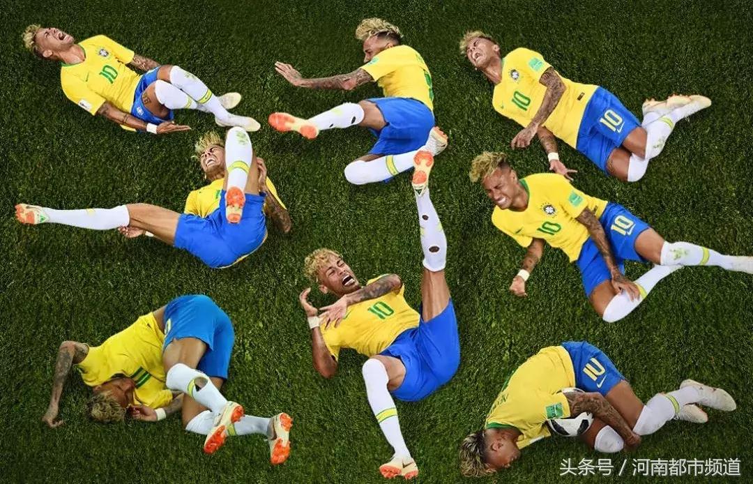 内马尔玩花式足球被揍,内马尔花式足球被揍