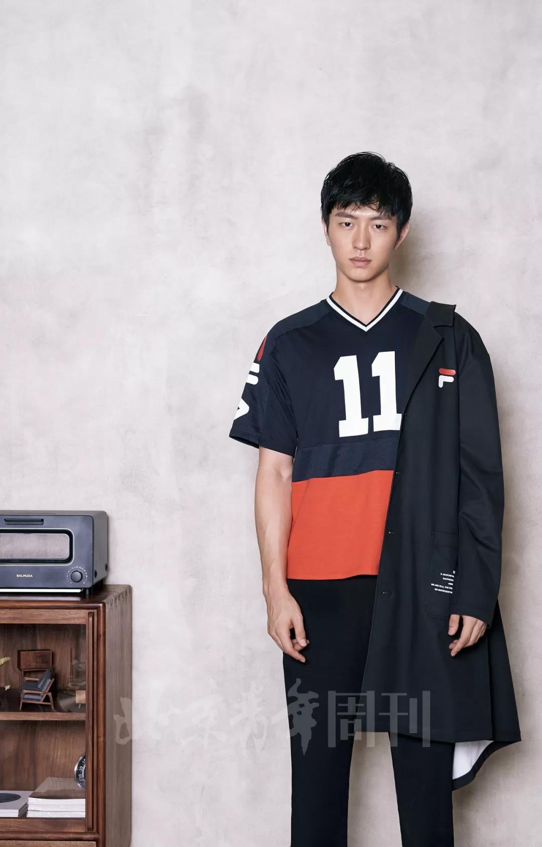 金大川片段,金大川最新街拍