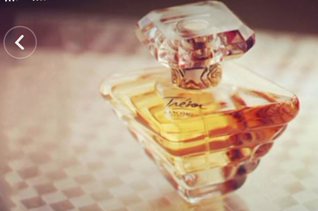 女人一定要拥有的香水和口红,经典女人香水推荐