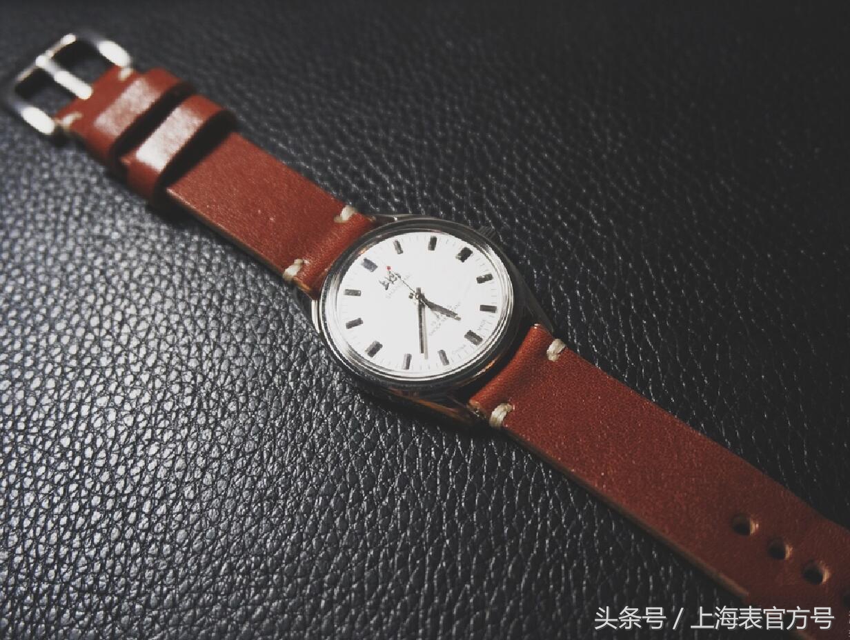 22岁送自己一块手表,老上海牌手表现在值多少钱