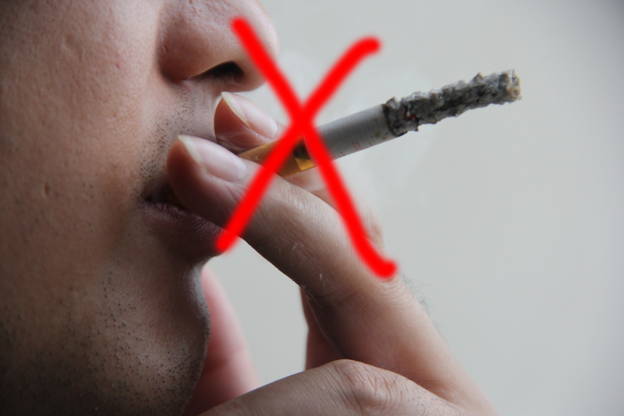 河南洛阳：未成年人被逼喝“烟茶”医生称，摄入过量尼古丁致命