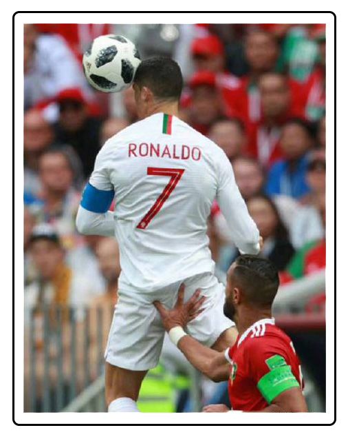 世界杯上为什么球员喜欢吐痰,为什么足球运动员爱摸头