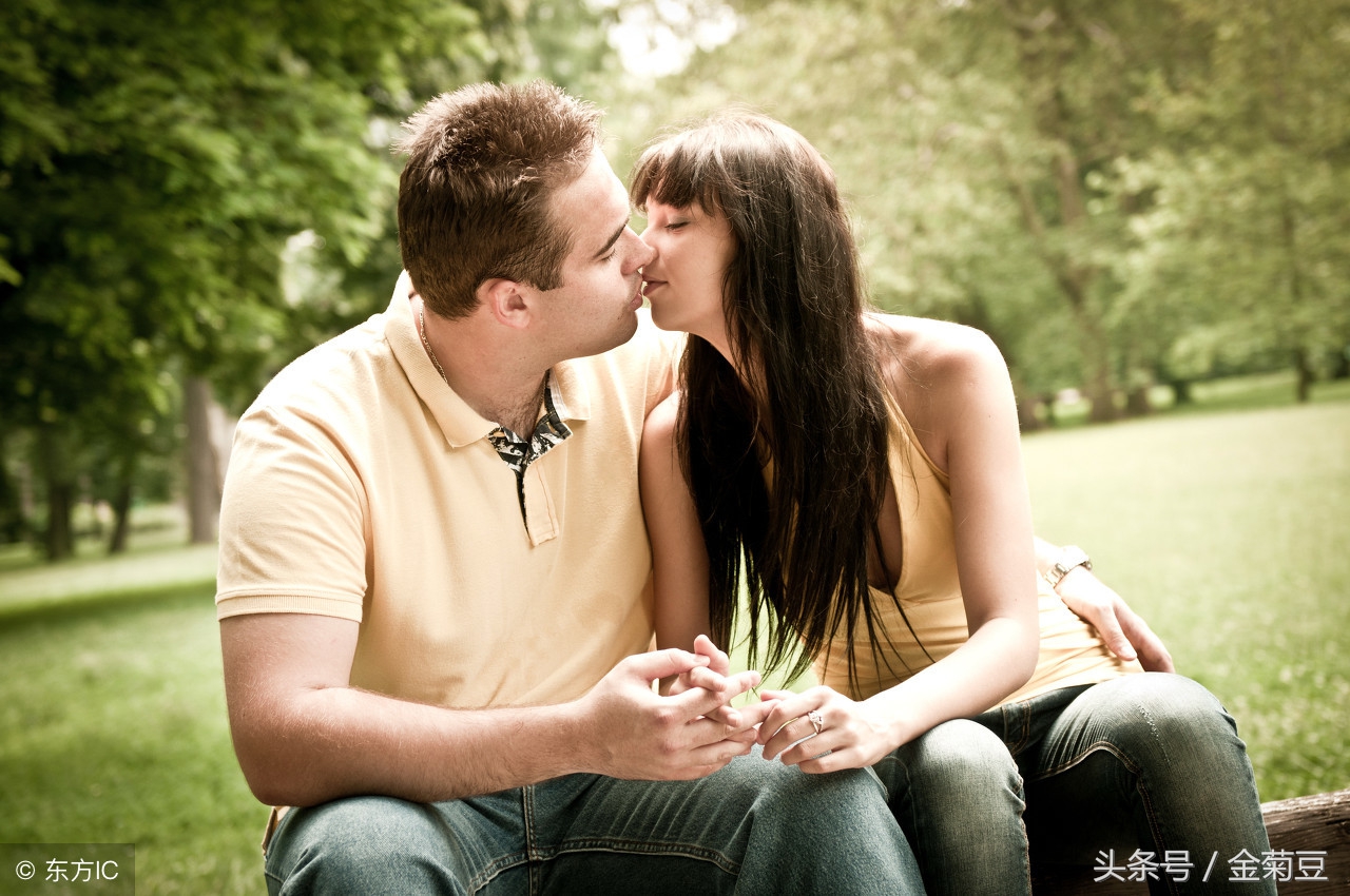 爱情里女人和男人都需要什么,婚姻里的女人怎么做男人才会喜欢